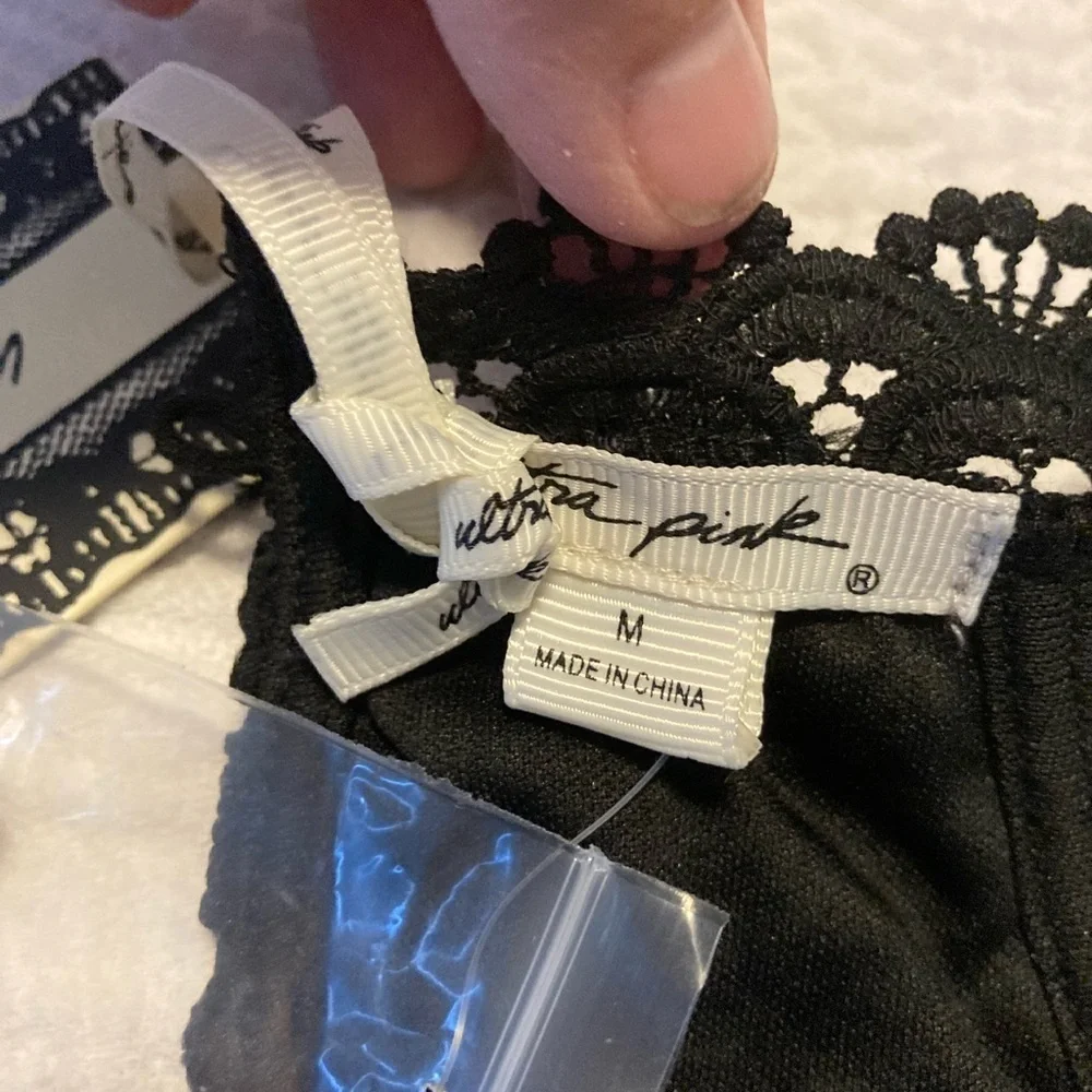 Ultra Pink Embroidered Lace tank top - Picture 11 of 14